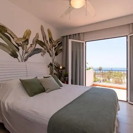 Sunshine Wonderful 3 Bedroom Costa Adeje (Tenerife)